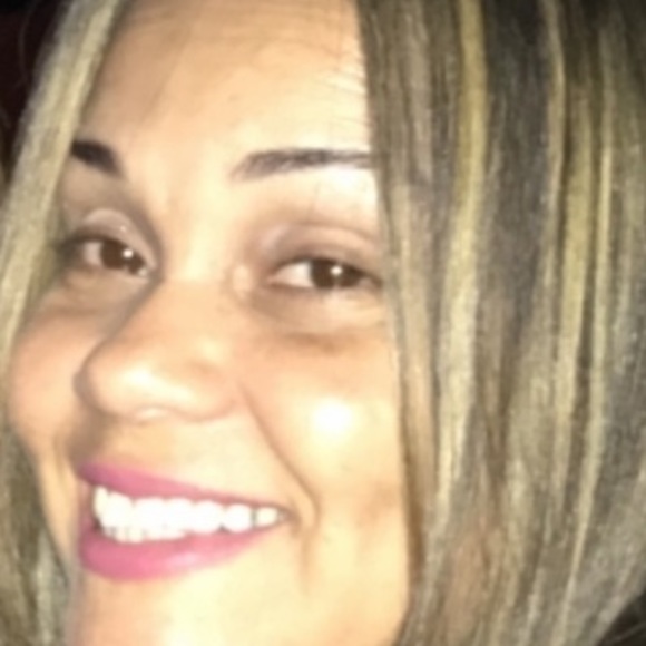 Profile Picture of Josephine Quiles (@chiquitajosey) on Poshmark