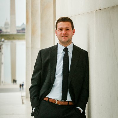 Profile Picture of Tyler James Bridge (@MrPresident27) on Twitter