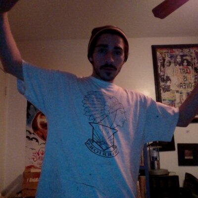 Profile Picture of Stephen Gallego (@kawsasui) on Twitter