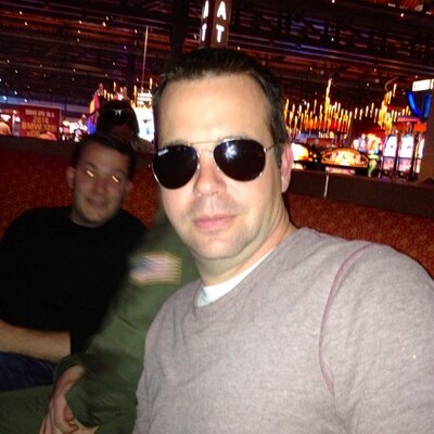 Profile Picture of Scott Hough (@HollywoodHough) on Twitter