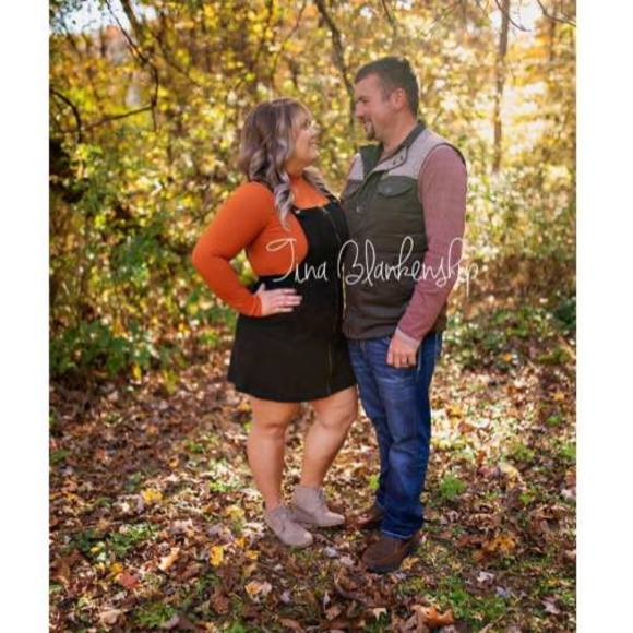 Profile Picture of Jodi Justice (@dec152012) on Poshmark