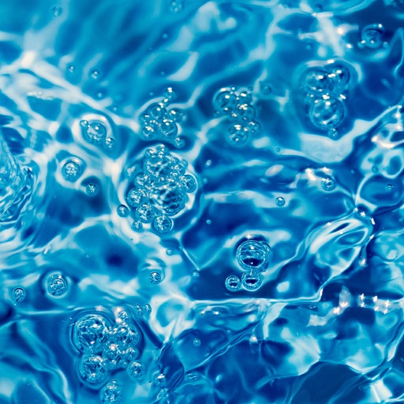 Profile Picture of Angela Druce (@drucey78xo) on Poshmark