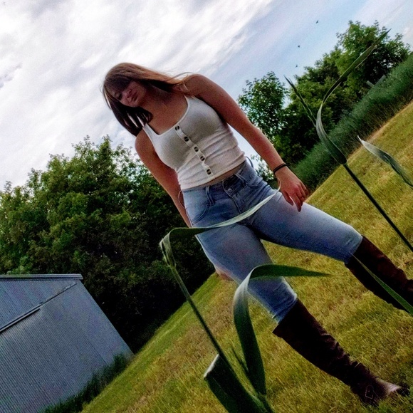 Profile Picture of Breanna Peterson (@anarabianheart) on Poshmark