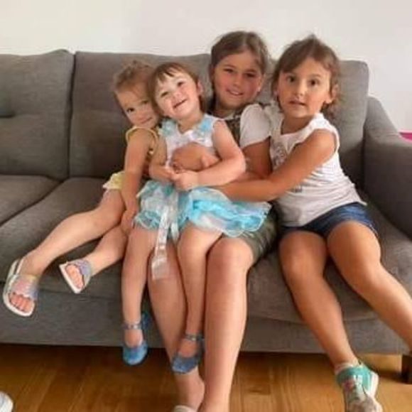 Profile Picture of Nora Michael (@norajm) on Poshmark