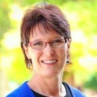 Profile Picture of Tracy Munsil (@tracy-munsil) on Quora