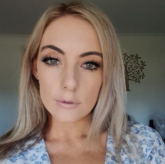 Profile Picture of Lauren Quinn (@laurenquinn900) on Poshmark