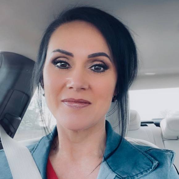 Profile Picture of Jules Rathman (@julierathman) on Poshmark