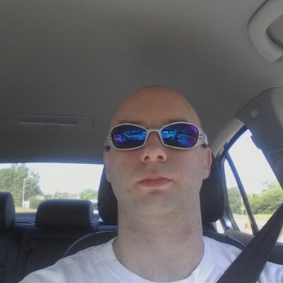 Profile Picture of Brian Schroeder (@outsid0r) on Twitter