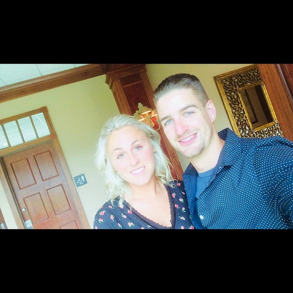 Profile Picture of Eryn Porter (@erynporter) on Poshmark