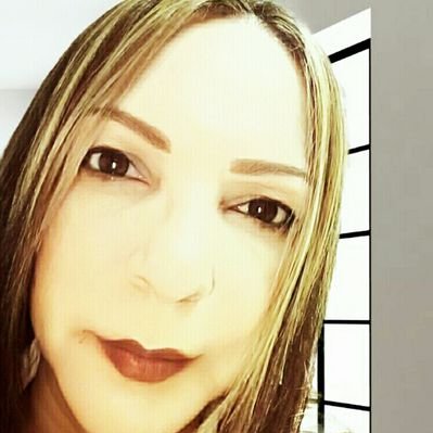 Profile Picture of Dinora Arvelo Rivas (@dinoarv) on Twitter