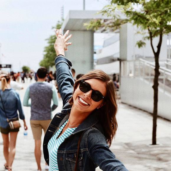 Profile Picture of Molly Traverso (@mlt1026) on Poshmark