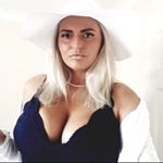 Profile Picture of Julia (@julia_dyson_geolli) on Instagram