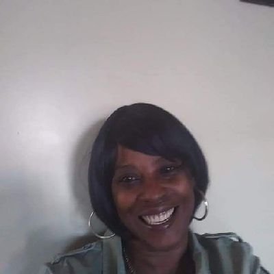 Profile Picture of Bridgett Roberts (@Bridget86703038) on Twitter