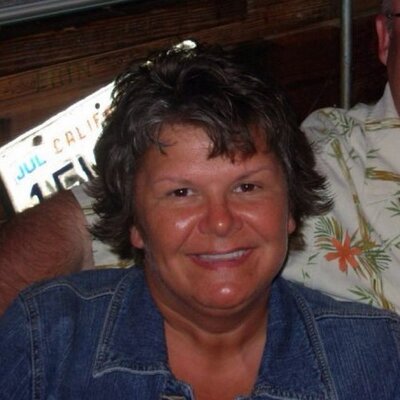 Profile Picture of Michele Coffey (@Cup_O_Coffey) on Twitter