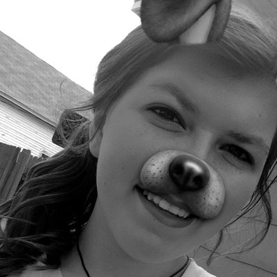 Profile Picture of  💙Beck Beck 💙 (@BekahLynn1919) on Twitter