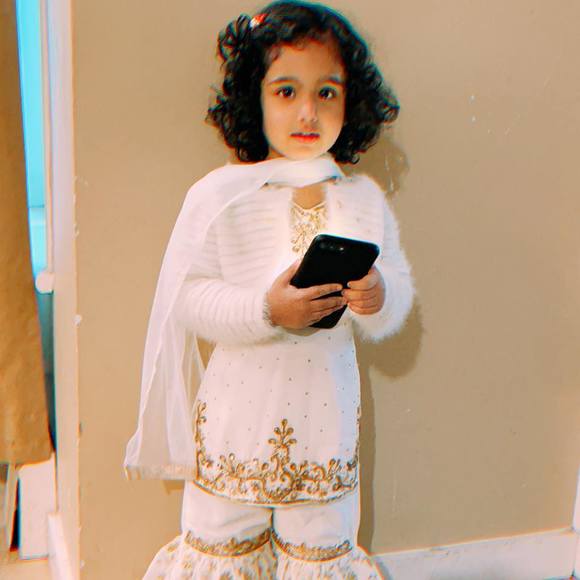 Profile Picture of Rajni Joshi (@rajnijoshi) on Poshmark