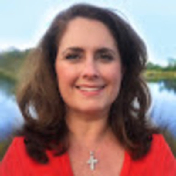 Profile Picture of Adonna Pipkin (@adonnapipkin) on Poshmark