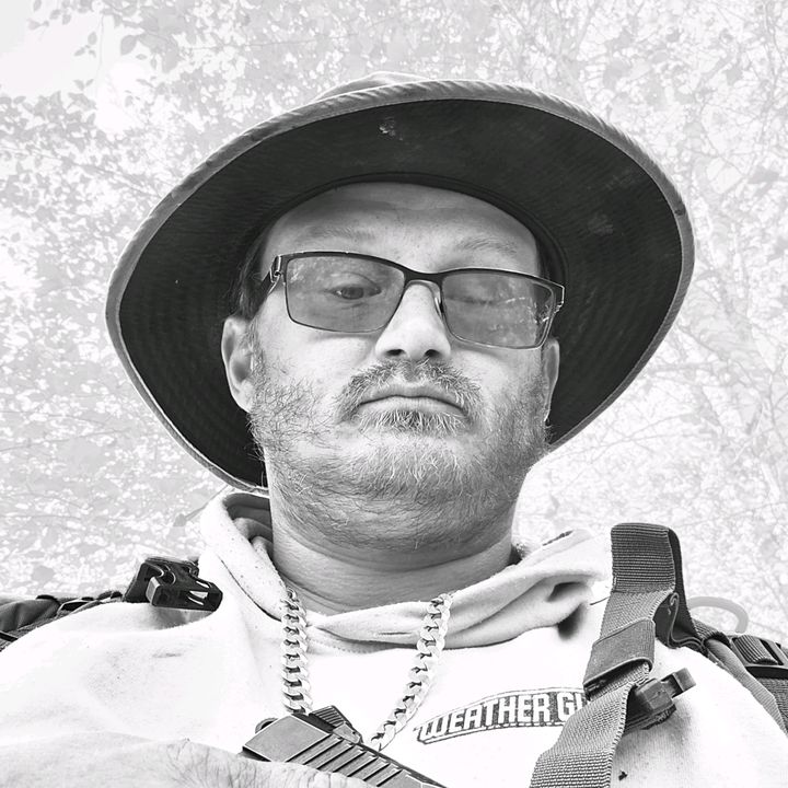 Profile Picture of zacharyelf (@whiteboyfetty) on Tiktok