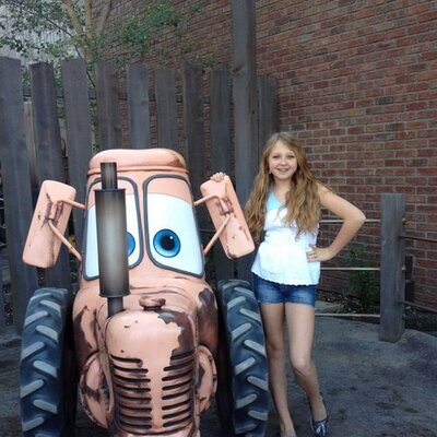 Profile Picture of Allison Duck (@allirocks0313) on Twitter