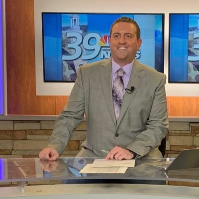 Profile Picture of Josh Egbert (@josheontv) on Twitter