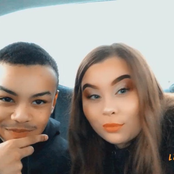 Profile Picture of Joslyn Hoffhines (@savemoney01) on Poshmark