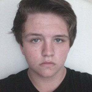 Profile Picture of Richard Pendleton (@ravanis12) on Twitter