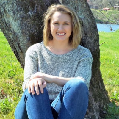 Profile Picture of Kelsey Carpenteron Twitter