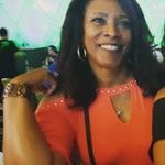 Profile Picture of Roslyn Scott-Derrick (@mizzrozz56) on Instagram