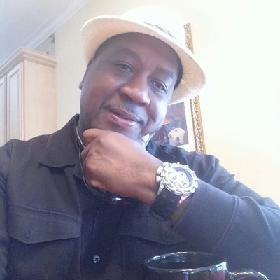 Profile Picture of Robert Morris (@Speak2u) on Twitter