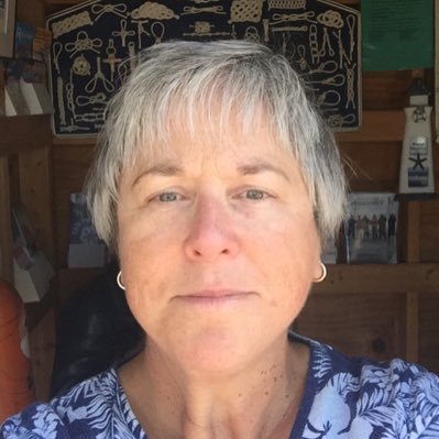 Profile Picture of Beverly Low (@@TheBevLowDown) on Twitter