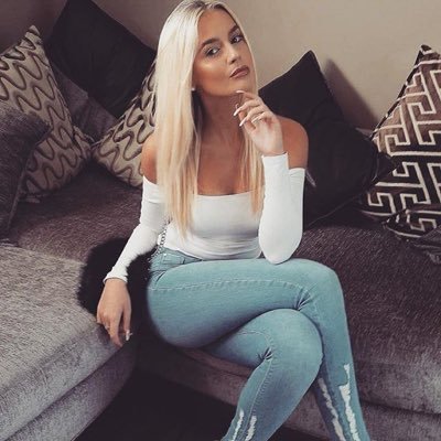 Profile Picture of Carly Anne Cairns (@cairns_carly) on Twitter