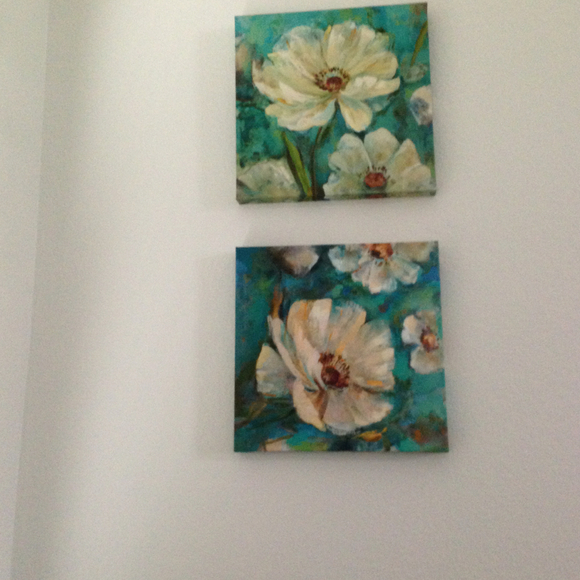 Profile Picture of Tricia Baietto (@trish2013) on Poshmark