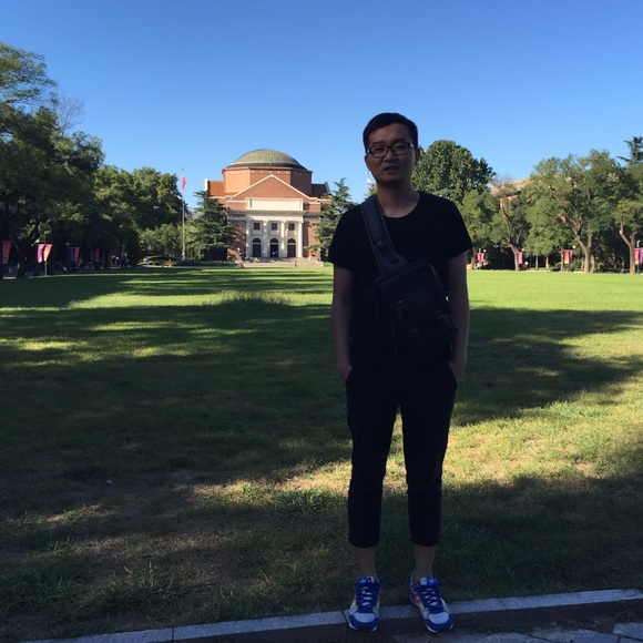 Profile Picture of Haifeng Zhang (@zhf001) on Poshmark