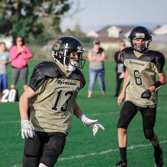 Kaden Hanberg - Poshmark Profile Picture of Kaden Hanberg (@kadenhanberg) on Poshmark