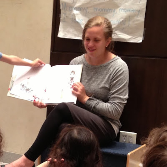 Profile Picture of Jaime Strumeier (@jstru37) on Poshmark