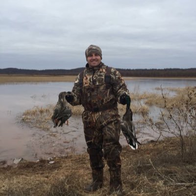 Profile Picture of Joshua Grubaugh (@joshua_grubaugh) on Twitter