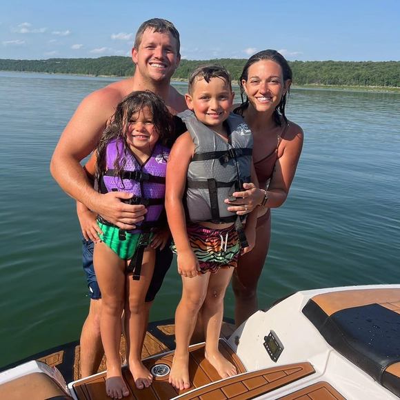 Janel Bengtson - Poshmark Profile Picture of Janel Bengtson (@janelbengtson) on Poshmark