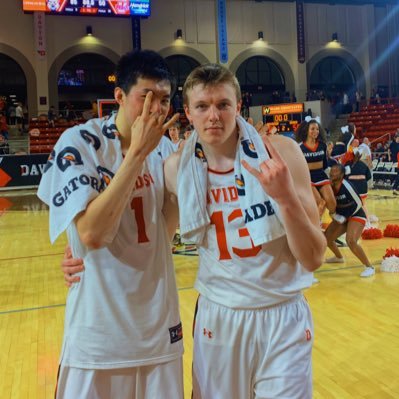 Profile Picture of Mike Jones (@michaelj_13) on Twitter