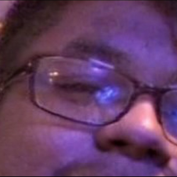 Alec Martinez - Poshmark Profile Picture of Alec Martinez (@alecmartinez784) on Poshmark