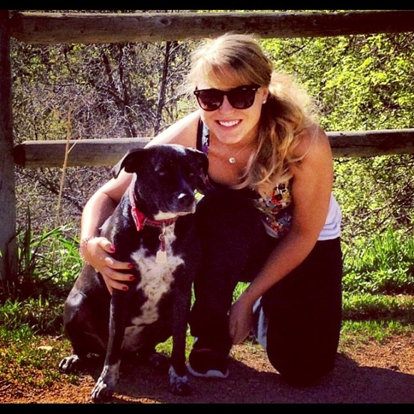 Profile Picture of Kim Kalisch (@kkalisch) on Poshmark