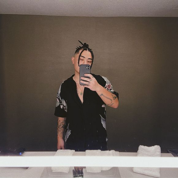 Profile Picture of Cha Patrick (@pif) on Poshmark