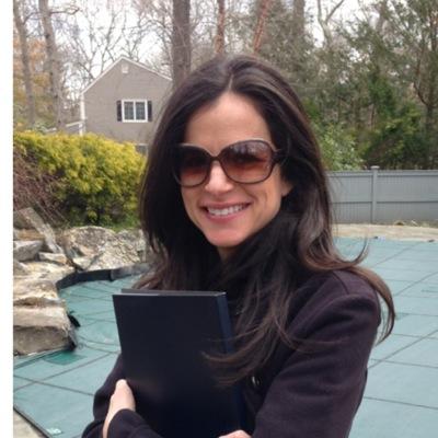 Profile Picture of Dara Bleshman (@daracourt) on Twitter