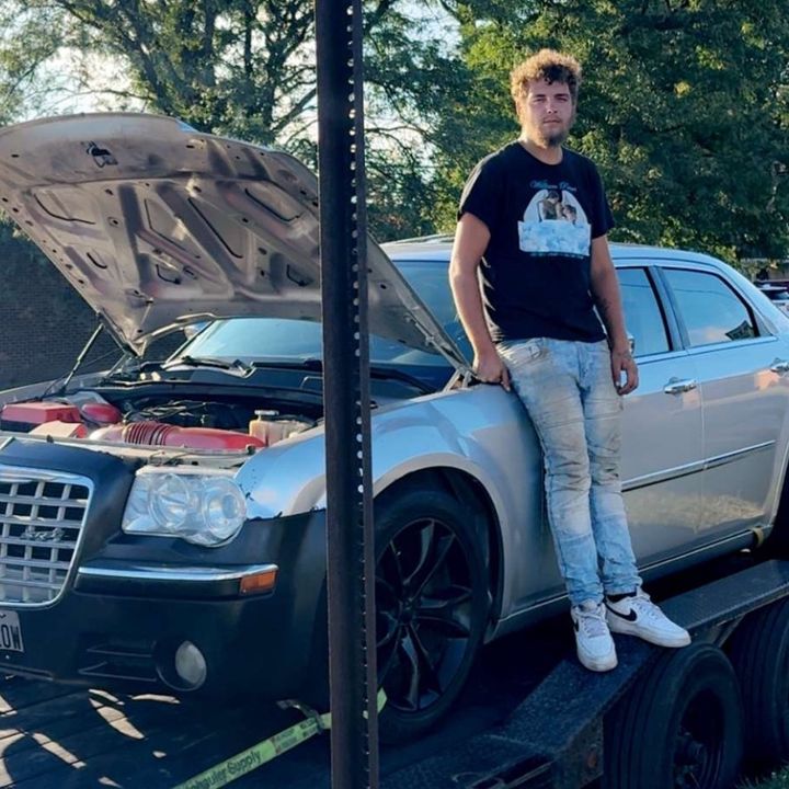 Profile Picture of Jason (@montlouis8) on Tiktok