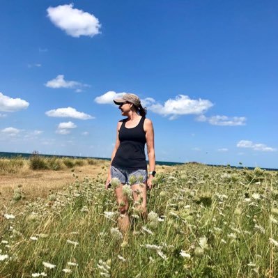 Profile Picture of Deborah Roback (@ldndeb) on Twitter