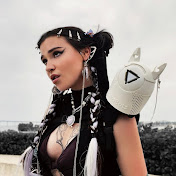 Profile Picture of Danielle Boyer (@danielleboyerr) on Youtube