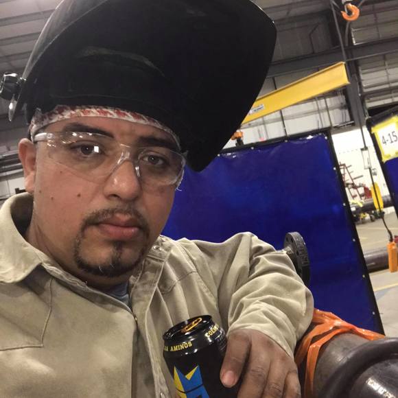 Profile Picture of Juan Chavez (@juanchavez2387) on Poshmark