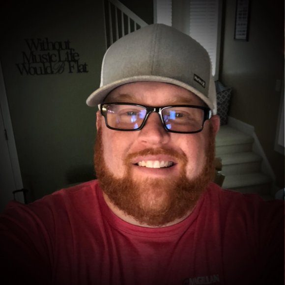 Profile Picture of Ben Craig (@bencraig) on Poshmark