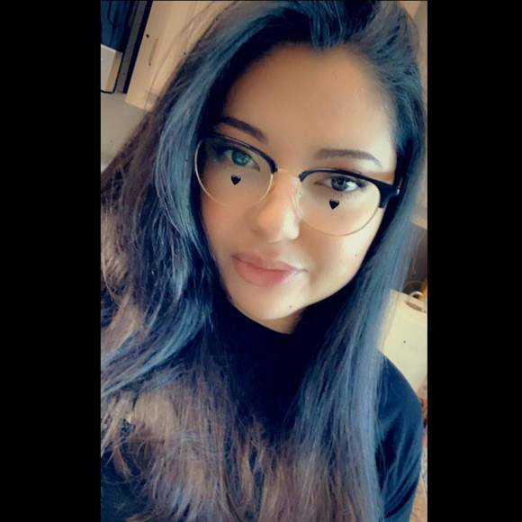 Alicia Cherino - Poshmark Profile Picture of Alicia Cherino (@acloca231) on Poshmark