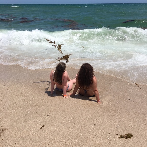 Profile Picture of Heather Mckay (@h_mckay) on Poshmark