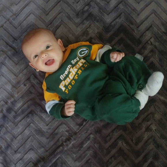 Profile Picture of Blake Bukowski (@blakebuko1988) on Poshmark